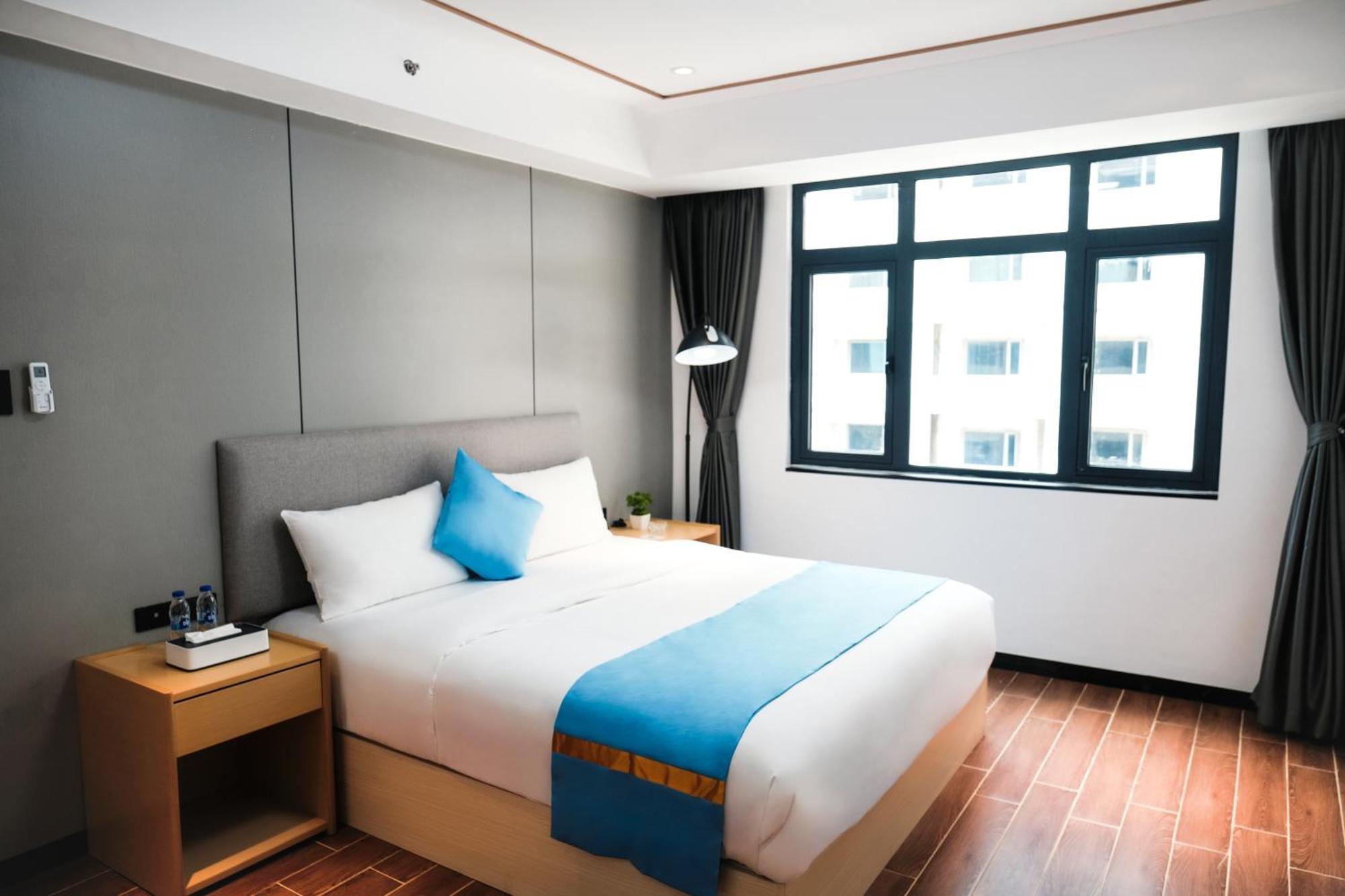 Golden Seagulls Hotel Paranaque City Buitenkant foto