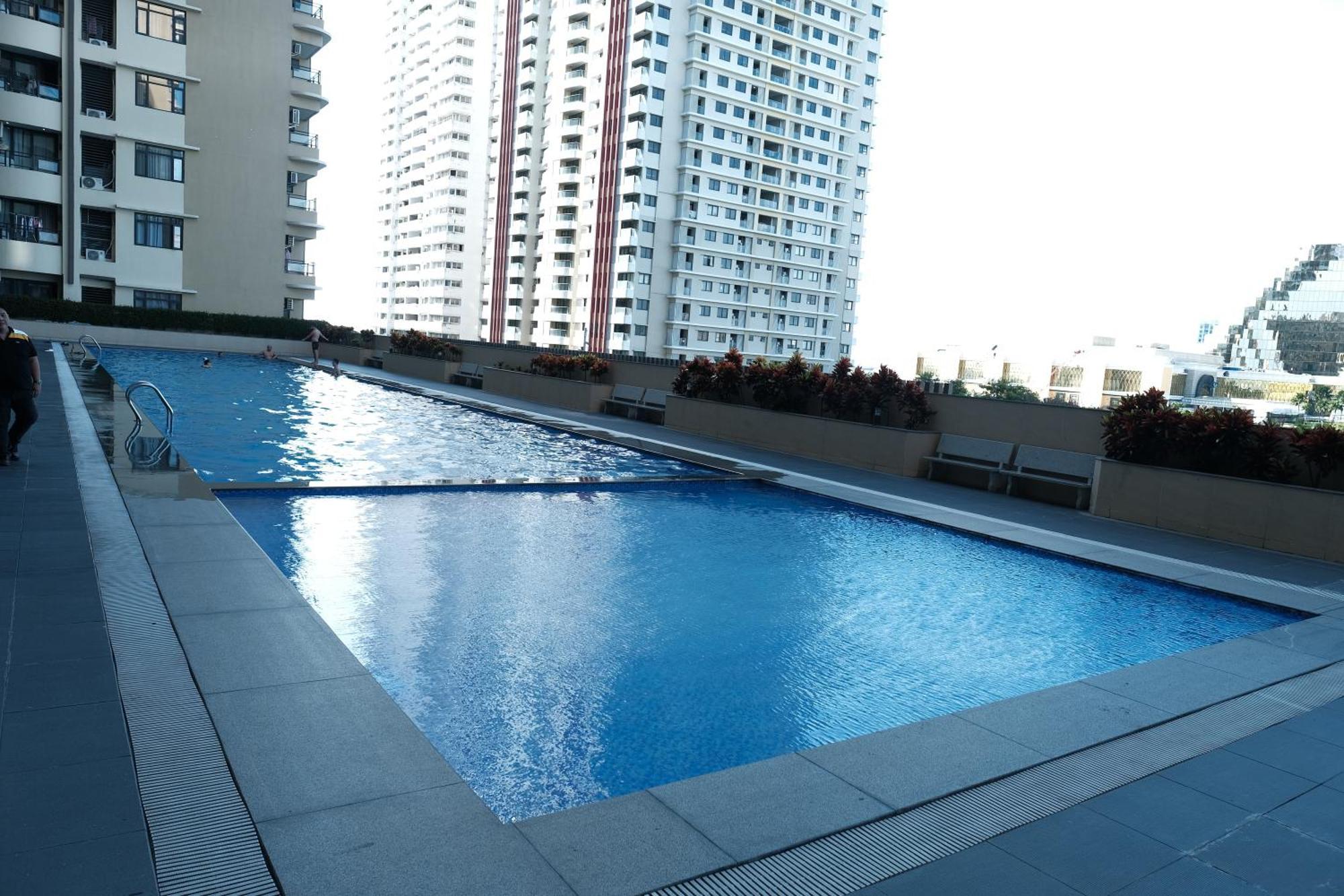 Golden Seagulls Hotel Paranaque City Buitenkant foto